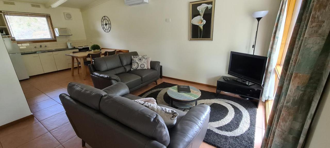 Halls Haven Holiday Units Halls Gap Esterno foto