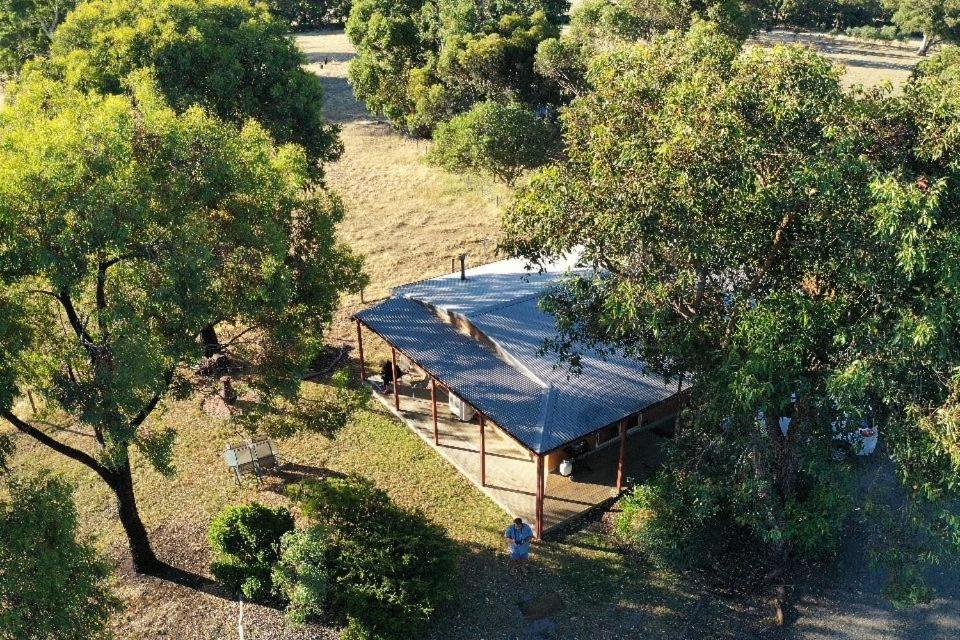 Halls Haven Holiday Units Halls Gap Esterno foto